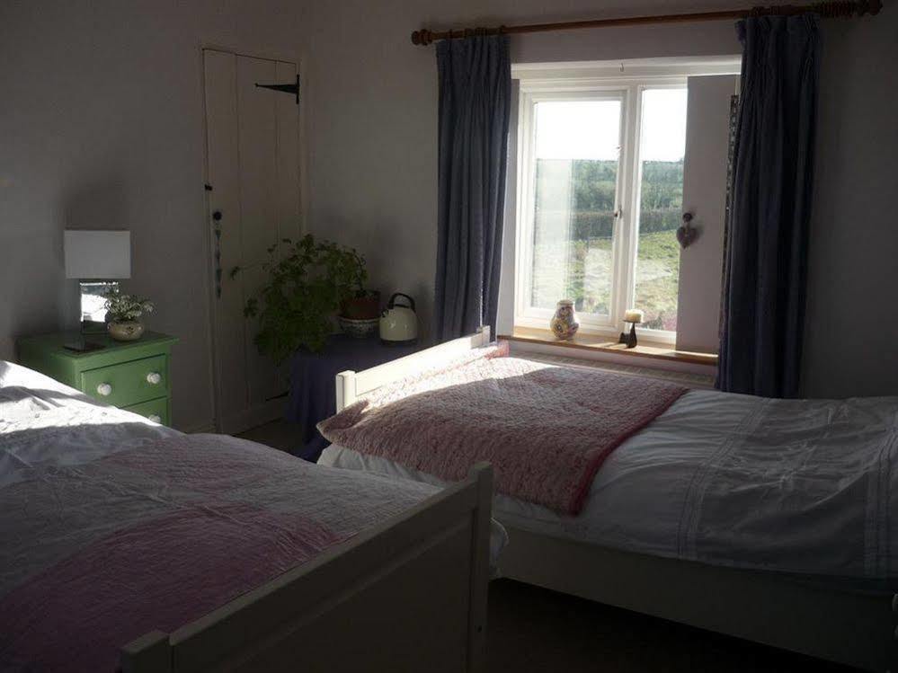 Havyatt Cottage B&B Glastonbury Bagian luar foto